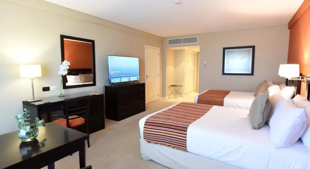 Четырёхместный номер Standard с видом на реку Camberland Resort & Spa Ramallo