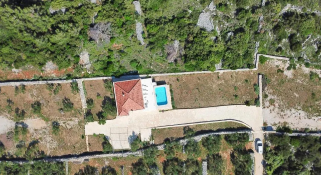 Коттедж Robinzon Villa Zavala