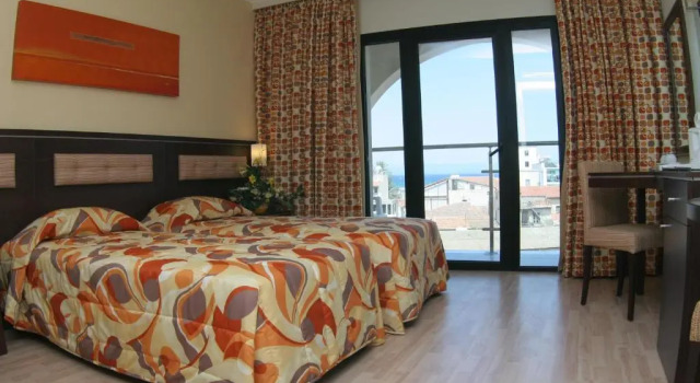 Двухместный номер Standard Livadhiotis City Hotel