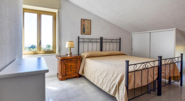 Stunning Home in Acireale With Wifi and 3 Bedrooms, Book Hotel Hotels in Sicily with Parking, Parking