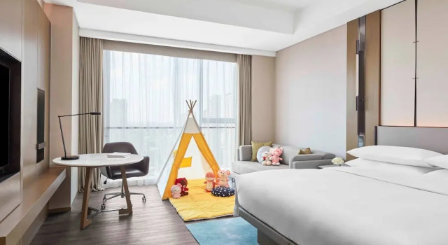 Двухместный номер с видом на город Jiaxing Marriott Hotel