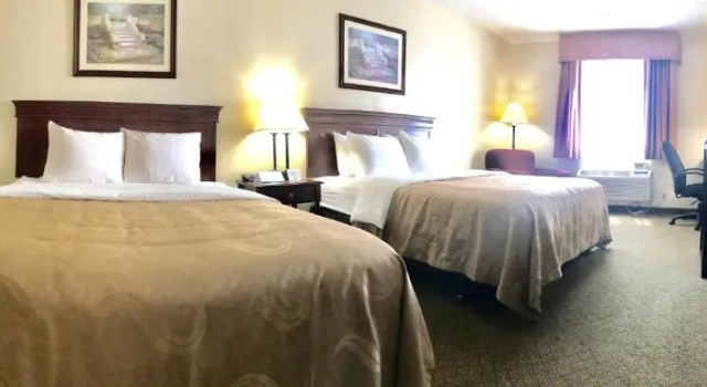 Номер Executive Quality Inn Price Gateway to Moab National Parks
