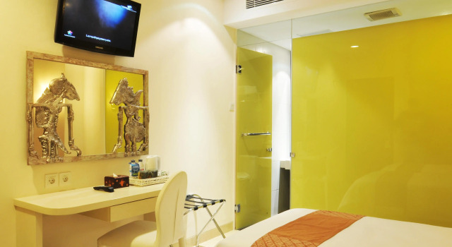 Pyrenees Jogja Hotel