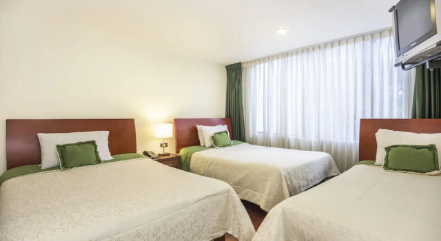 Трёхместный номер Standard с видом на город Hotel Portofino