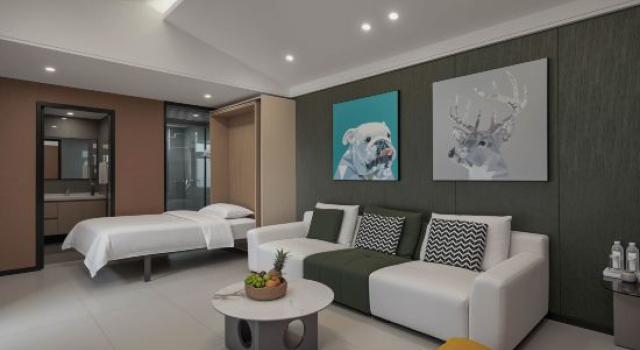 Люкс c 1 комнатой Minyue Xiaozhu Designer Garden B&B (Gongchen Tower Branch) in Weishan Ancient City