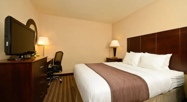Номер Deluxe Yellowstone West Gate Hotel