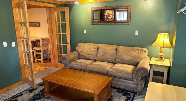 Шале Timber Creek Chalets: 10b 1 Bedroom Chalet