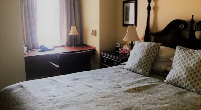 Номер Standard Clocktower Inn