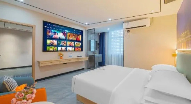 Двухместный люкс Yunkai Holiday Hotel (PuNing Fashion Clothing Wholesale Market & WanTaiHui Shopping Mall)
