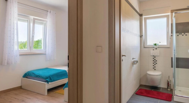 Nice Home In Liznjan With Wifi, Забронировать Отель Отели Лижнян с парковкой, Парковка
