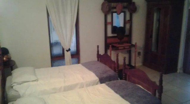 THEODOSIUS, Buchen Sie Hotel Magaliesberg West Rand