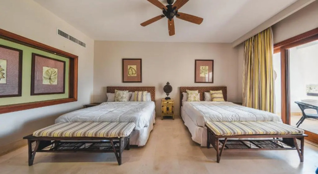Golden Bear 2BR w Balcony Pool E21, Prenota Hotel Cap Cana Punta Cana