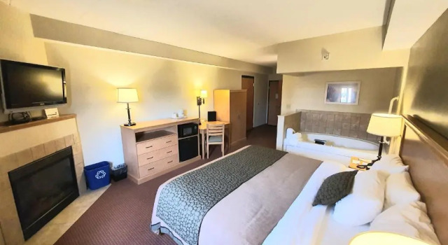 Двухместный люкс AmeriVu Inn and Suites - Waconia