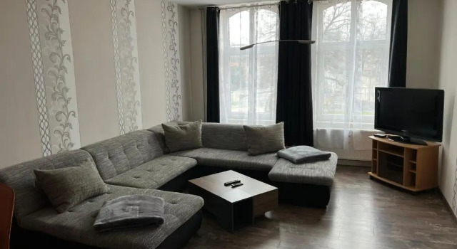 Апартаменты с 2 комнатами Spremberger City Ferienwohnung