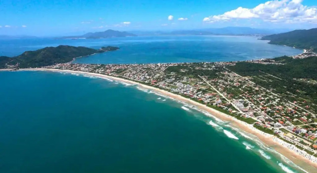 Suítes Itaigara a 80 metros da praia do Mariscal