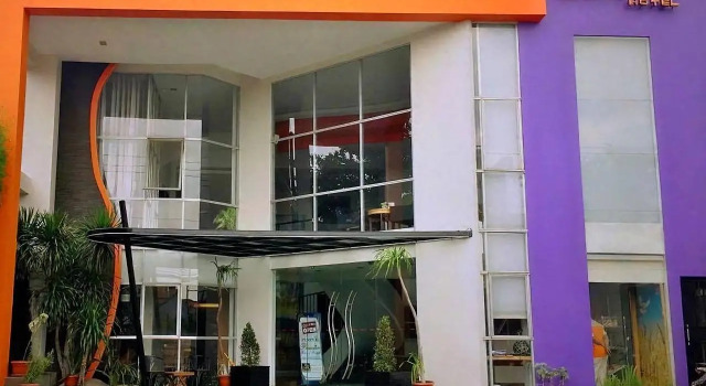 Vierer Suite Hotel Surya
