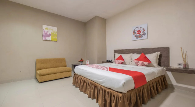 OYO 1679 Hotel Century Makassar, Prenota Hotel Hotel a Sulawesi con parcheggio, Parcheggio