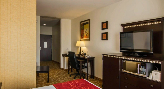 Comfort Suites West Dallas - Cockrell Hill