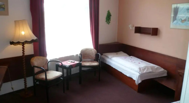 Habitación triple Estándar Hotel Jerabek