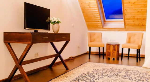 Полулюкс с балконом Casa Natalia