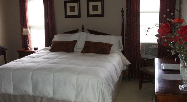 Номер Classic The Bradford Inn