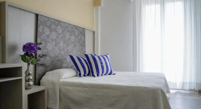 Трёхместный номер Standard Hotel Vernel