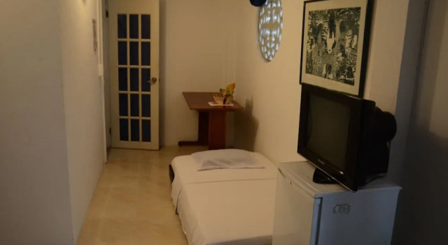 Hotel Plaza de la Trinidad, Забронировать Отель Отели Картахены 3 звезды, рядом с Custom's Square, 3*