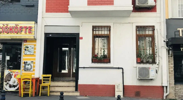 Cemal Yener Tosyalı Caddesi, Забронировать Отель Энек Стамбул, рядом с Библиотека Стамбульского университета