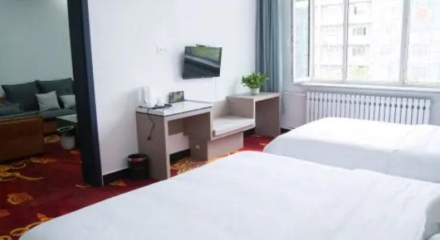 Люкс Deluxe Renjia Courtyard Business Hotel