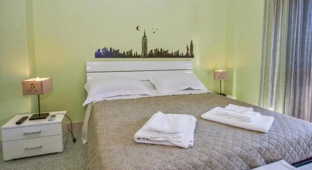 Standard- tredobbelt værelse Mamma Sisi B&B