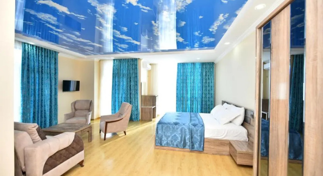 Полулюкс Hotel Skyline Batumi