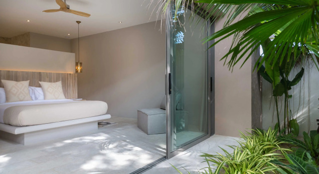 Люкс Standard Eden Beach Bungalows