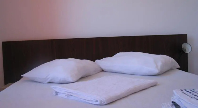 Hotel Proton K3, Rezerwuj Hotel Neptun Constanta