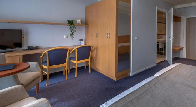 Hotel Restaurant De Zwaan, Book Hotel Raalte Salland