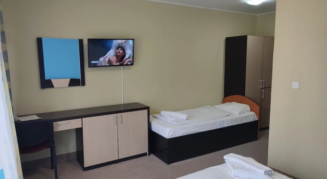 Трёхместный номер Superior с балконом и с видом на горы Hotel Iri