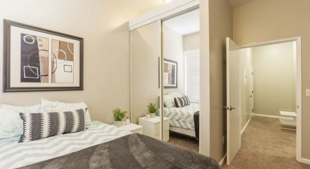 Cosy Berkeley Apartments Just Across UC Berkeley #206, Забронировать Апартаменты/квартира Беркли Область залива Сан-Франциско, рядом с The Campanile