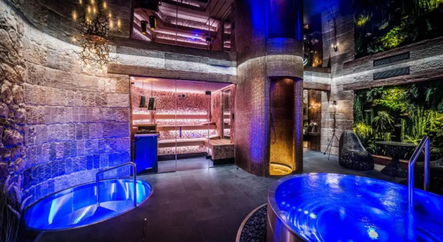 Номер Deluxe RESORT KOVÁRNA - Frýdštejn - stylové ubytování, luxusní wellness, zážitková restaurace