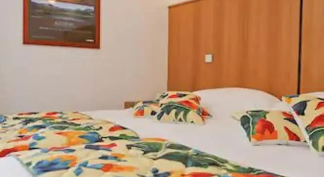 Двухместный номер Standard Hôtel Logis Le Bourbon