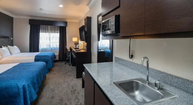 Двухместный люкс Holiday Inn Express & Suites Santa Clara by IHG