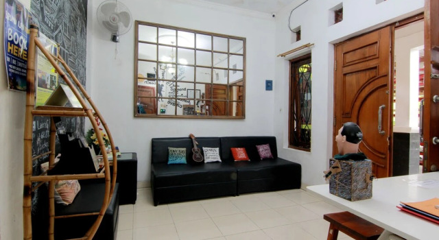 Lauras Backpacker 523, Book Hotel Danurejan Yogyakarta