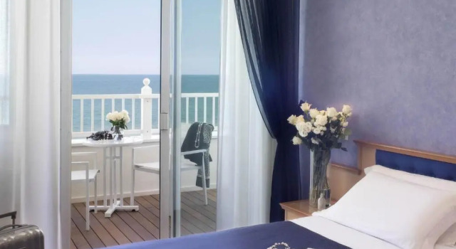 Номер Deluxe Hotel Tiffanys
