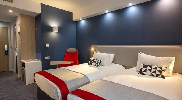 Номер Superior с видом на город Holiday Inn Express - Nice - Grand Arenas by IHG