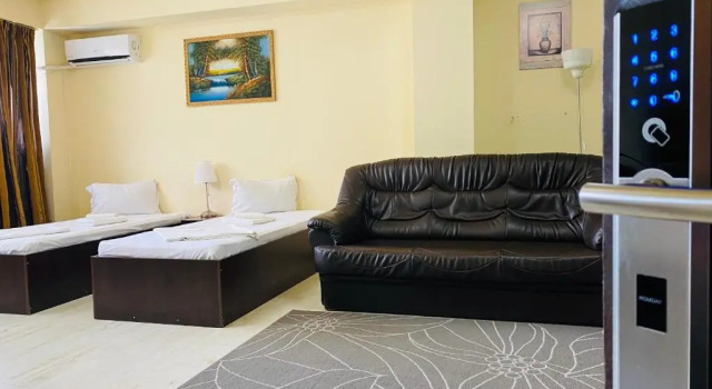 Люкс Hotel Charter Otopeni
