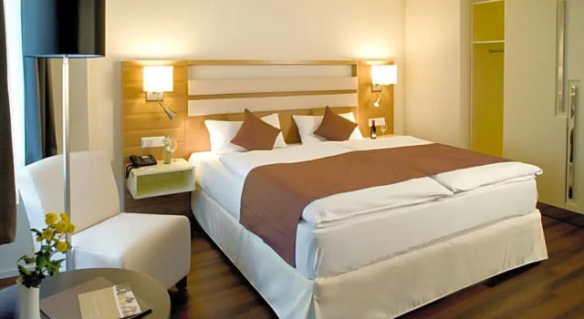 Номер Standard с балконом Hotel Goldener Knopf
