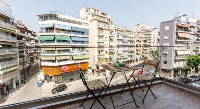Leone Suites, Забронировать Отель Салоники Македония, рядом с Romanian Consulate Thessaloniki