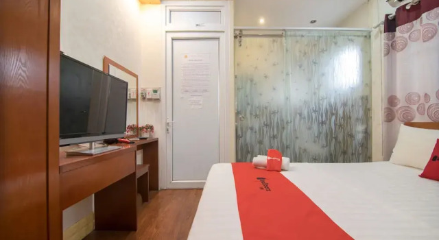 Reddoorz Near Hanoi Railway Station