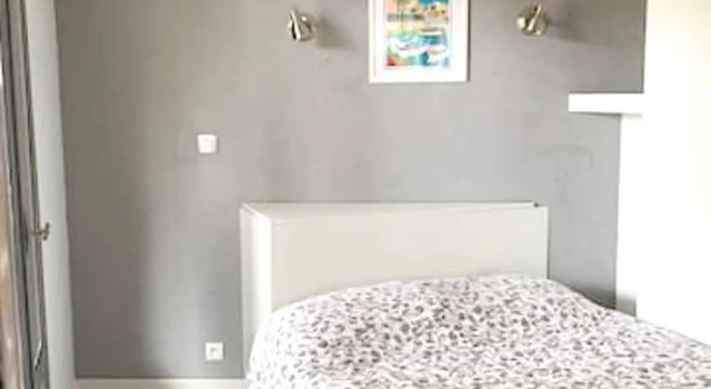 Apartment With one Bedroom in Sanary-sur-mer, With Enclosed Garden and Wifi