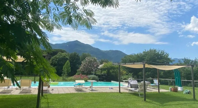 Коттедж с 3 комнатами Agriturismo Chioi