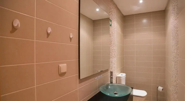 Charming Family Townhouse in Albufeira, Algarve, Rezerwuj Hotel Hotele w Algarve z basenem, Basen