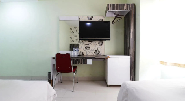 Hotel Hertasning, Book Hotel Hotels in Sulawesi with Parking, Parking